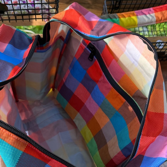 BAGGU Madras Small Cloud Carry On Bag - Picture 5 of 5